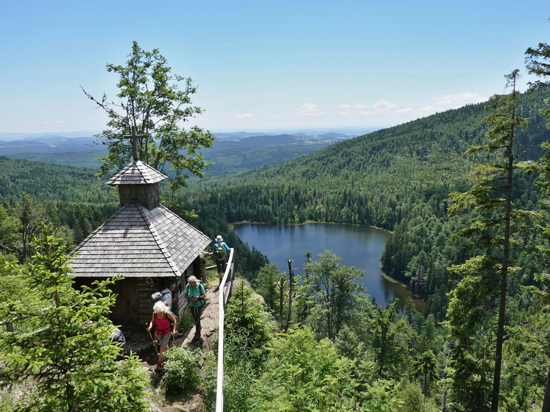 Rachelkapelle und See | © Bergfreunde München