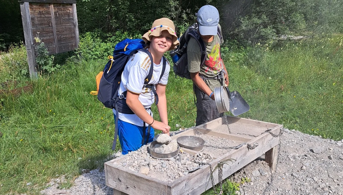 Steine sieben | © Bergfreunde München/TAN